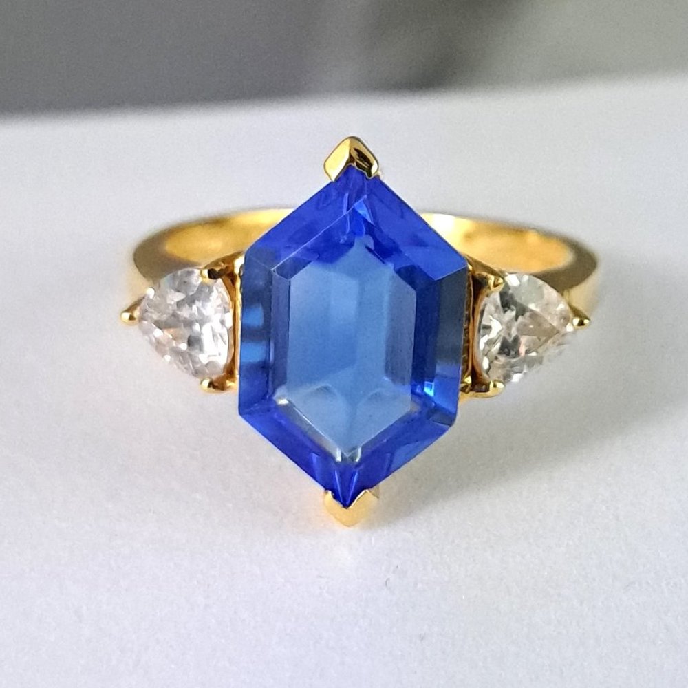 Hespera Blue and Clear Stone Ring
